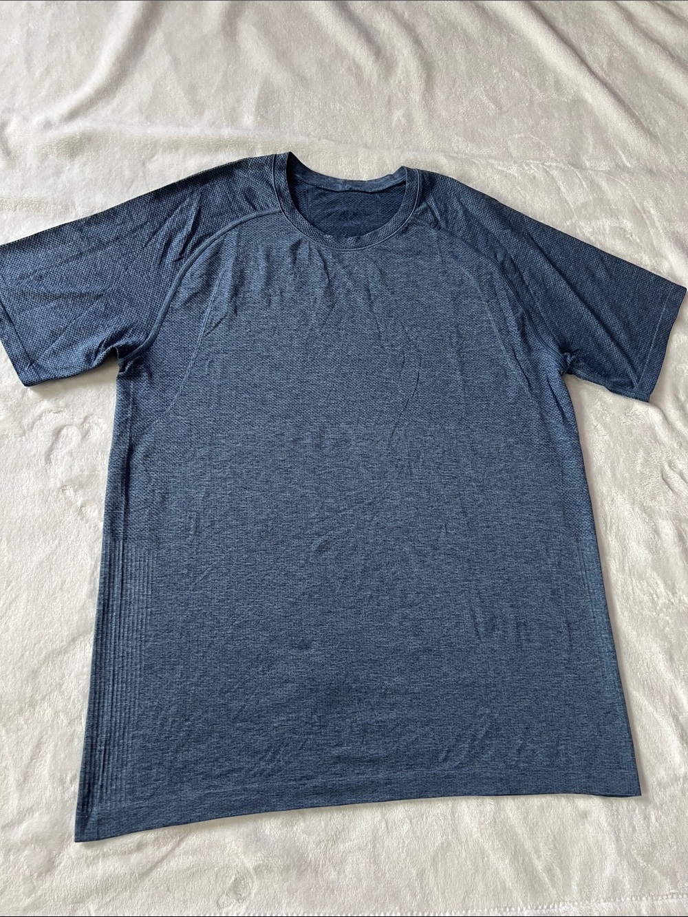 Lululemon Men's Heather Navy Crew Neck Performance T-Shirt